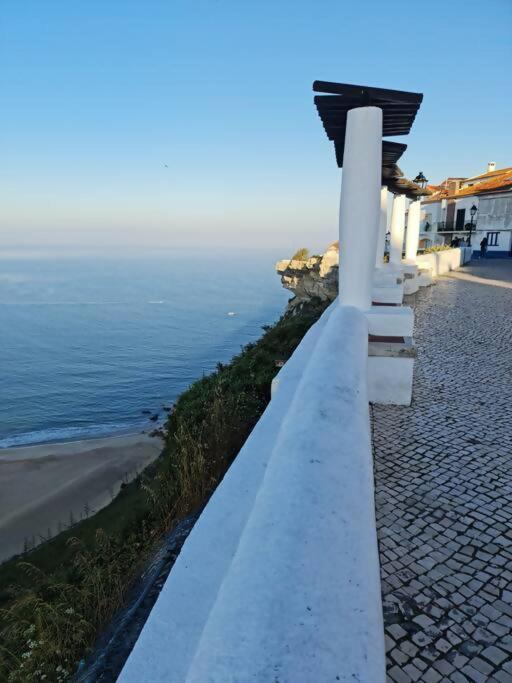 White Swell By Sitio Da Nazare Lejlighed Eksteriør billede